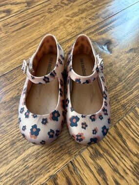 Mini Melissa Girls' Floral Leopard Mary Jane Shoes